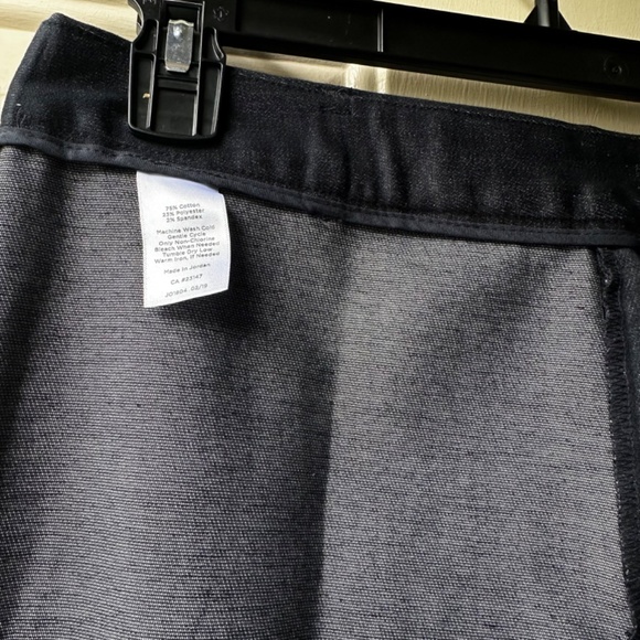 Talbots Curvy Fit High Rise Straight Leg Dress Navy BluePants. Size 2 Petite. - Picture 11 of 14